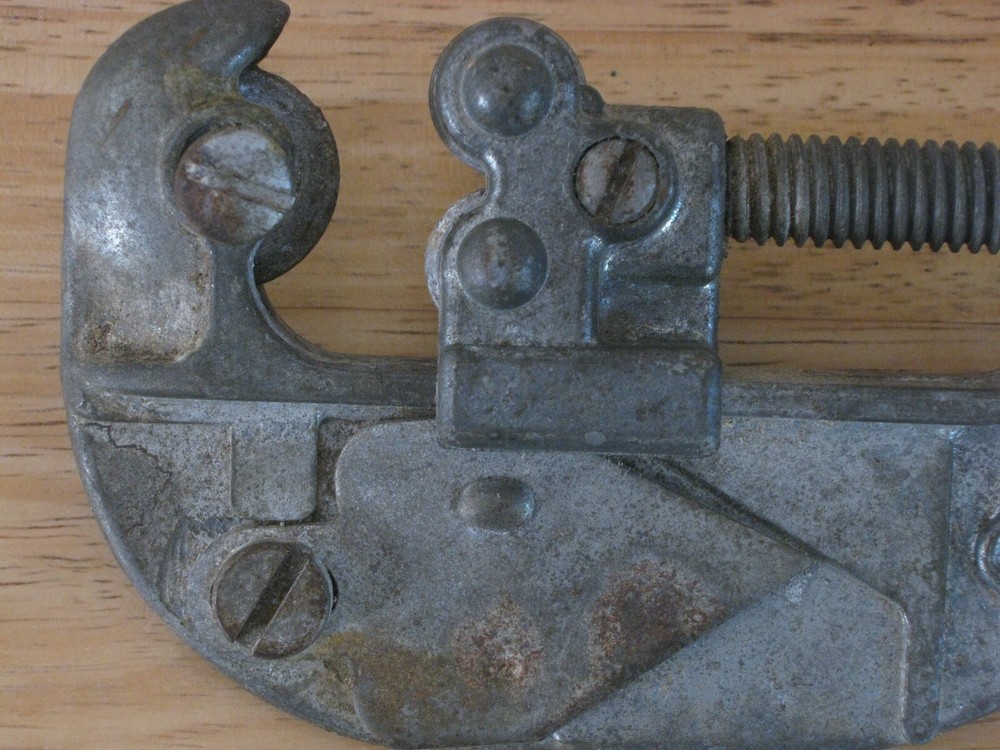 Vintage Wizard 4H4780 Pipe Cutting Tool