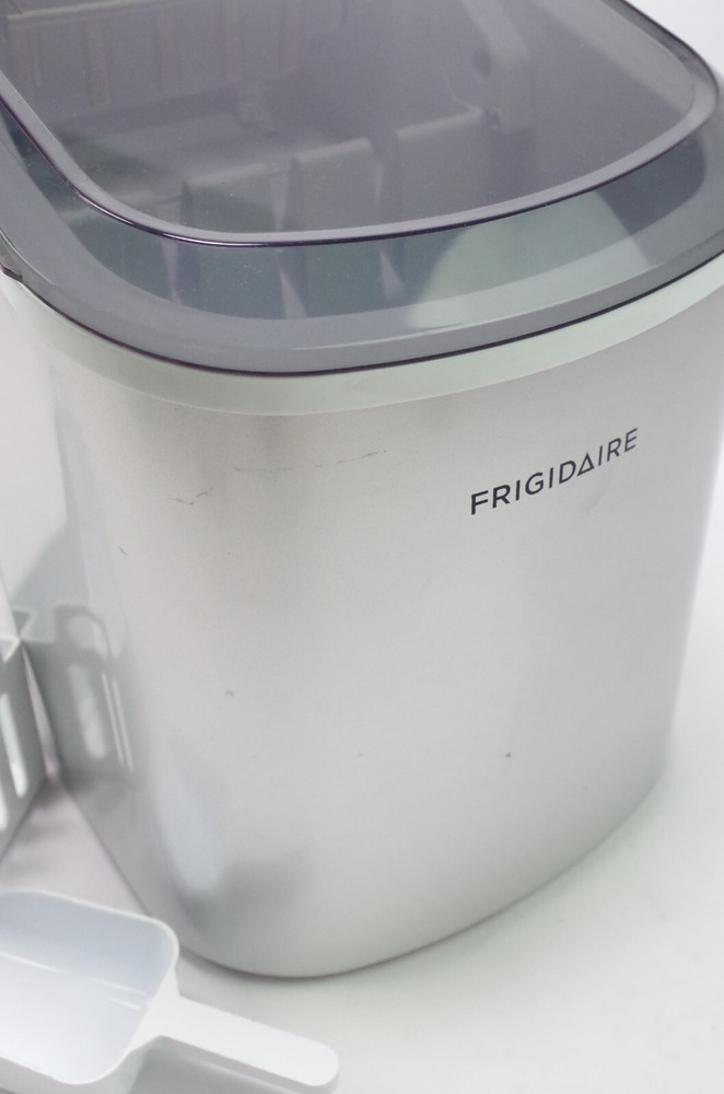 FRIGIDAIRE EFIC189 B Silver Compact Countertop Portable Ice Maker Machine USED