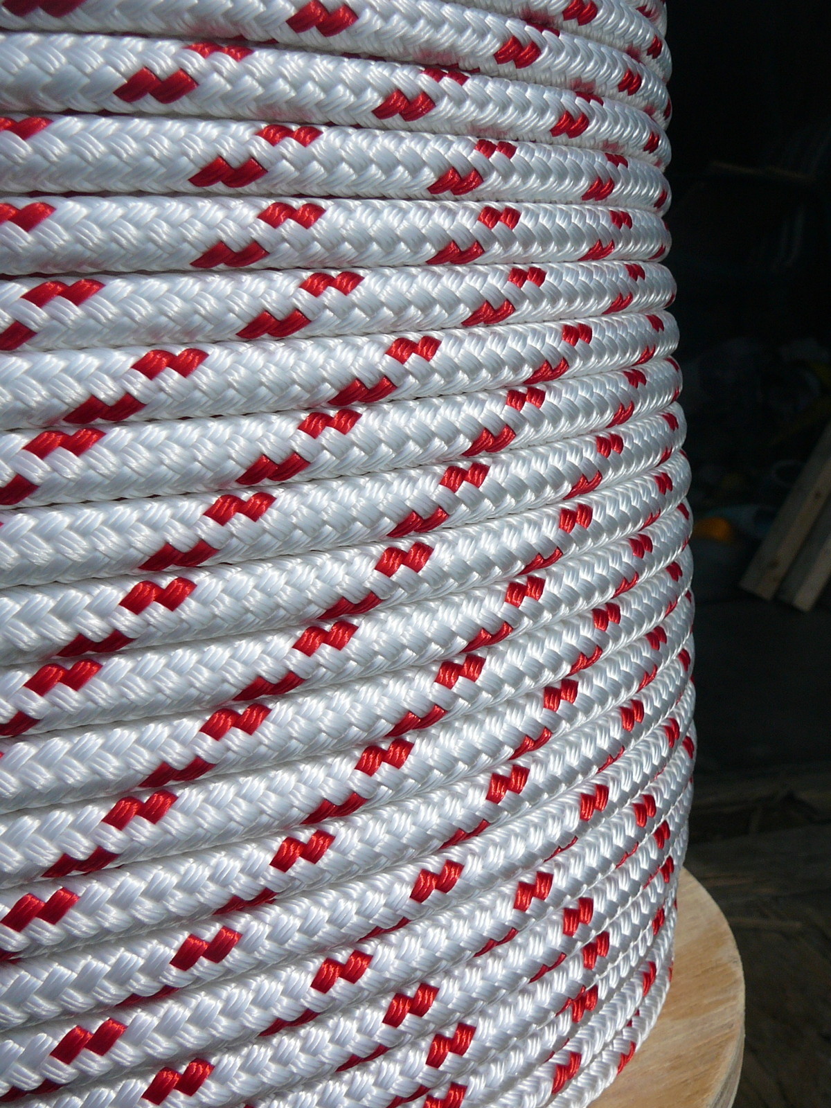 NovaTech XLE Halyard Sheet Line, Dacron Sailboat Rope 3/8" x 150' White/Red