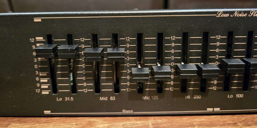 Audio Control Equalizer - The Octave