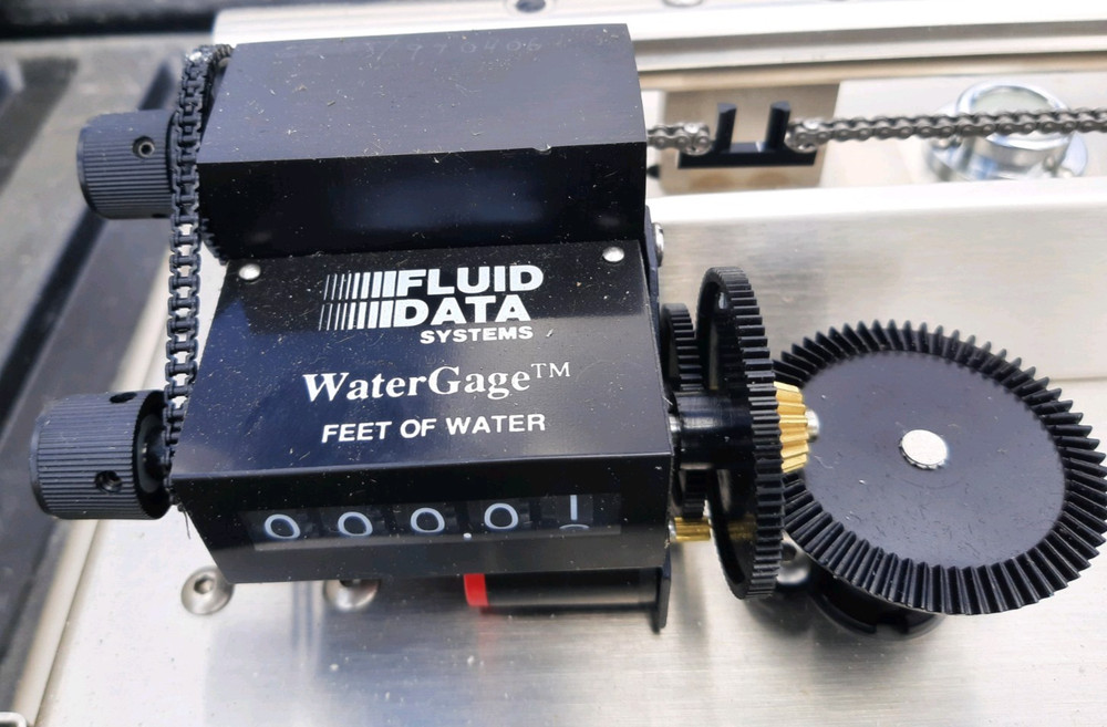 WaterGauge II Balanced Beam Manometer Model G2