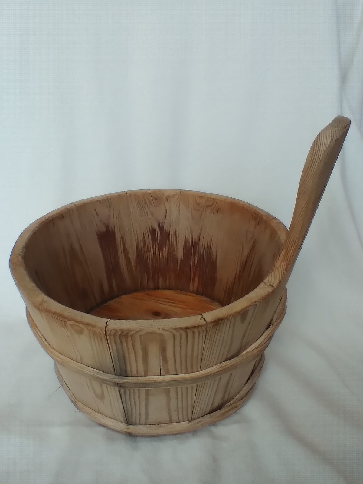 One (1) Gallon Vintage / Rustic Wooden Sauna Bucket w/ Handle