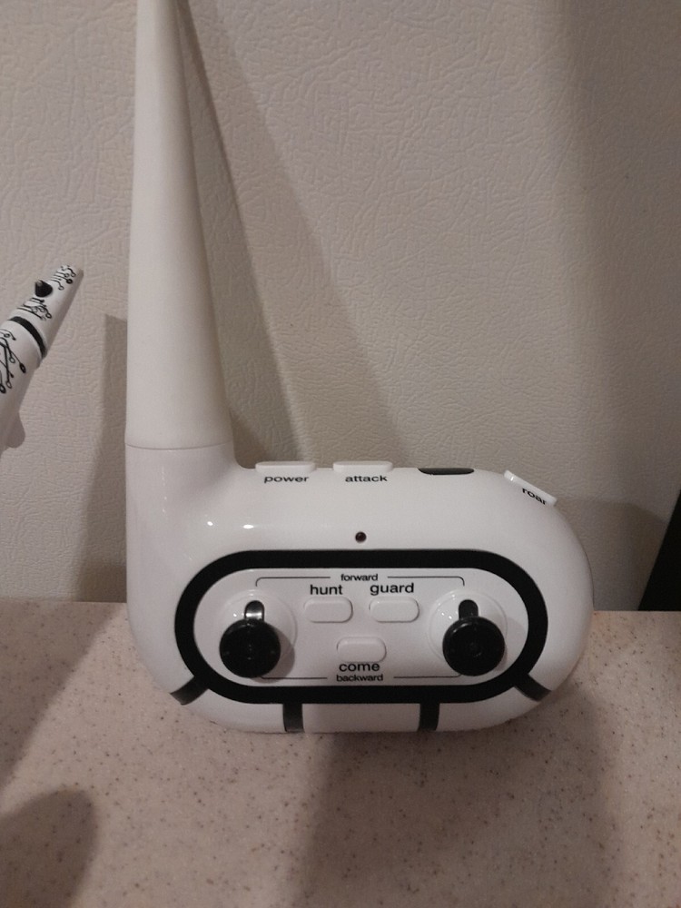Sharper Image Interactive RC Robotosaur Dinosaur With Remote No Charger
