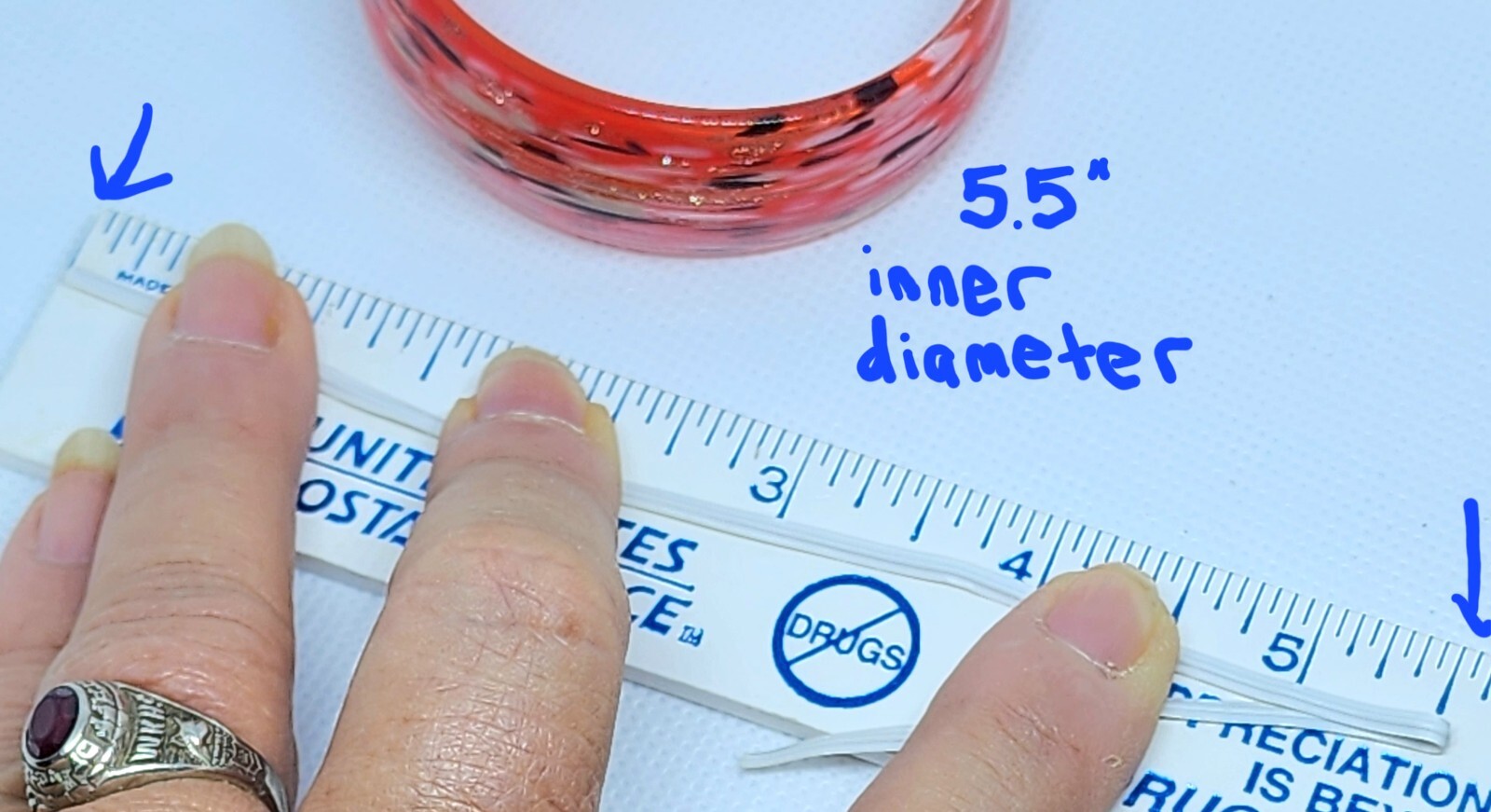 Red Black Beige Glass Cuff Bracelet with Gold Glitter Pre-Owned