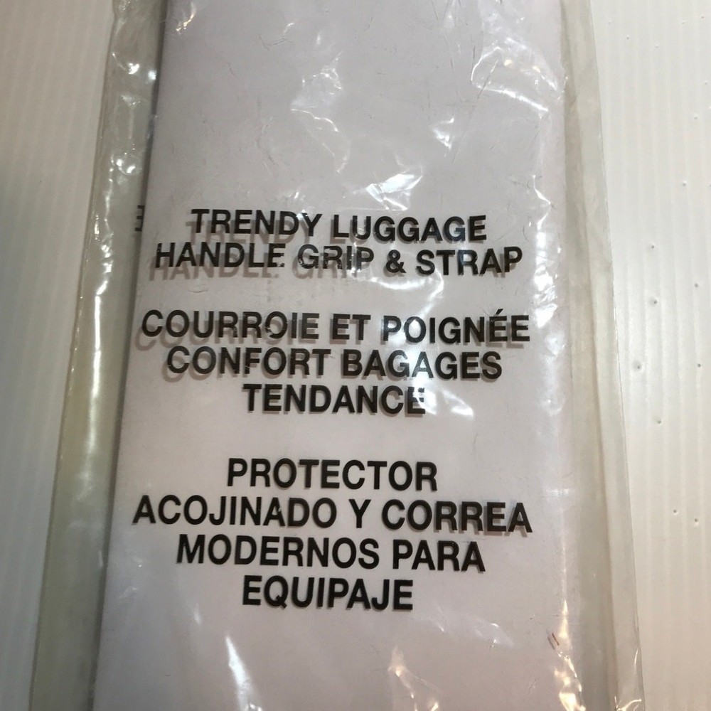 NWT Vintage Avon Giraffe Theme Luggage Handle Grip & Strap