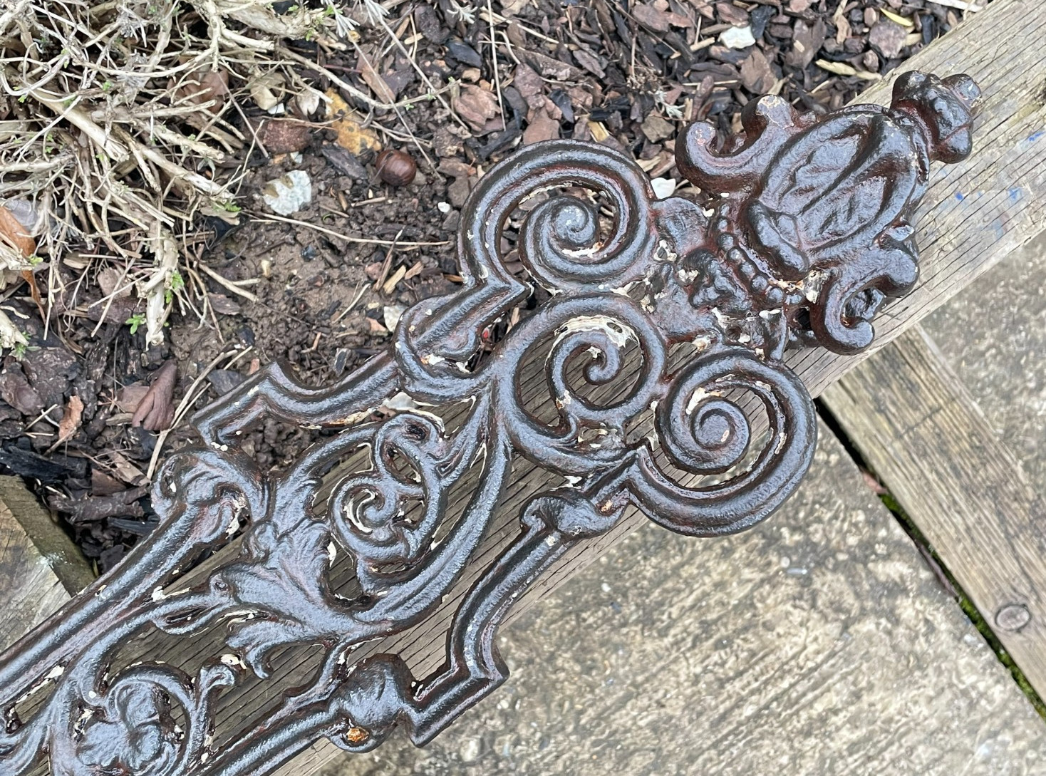 Antique Ornate Cast Iron Garden Stair Balustrade Handrail