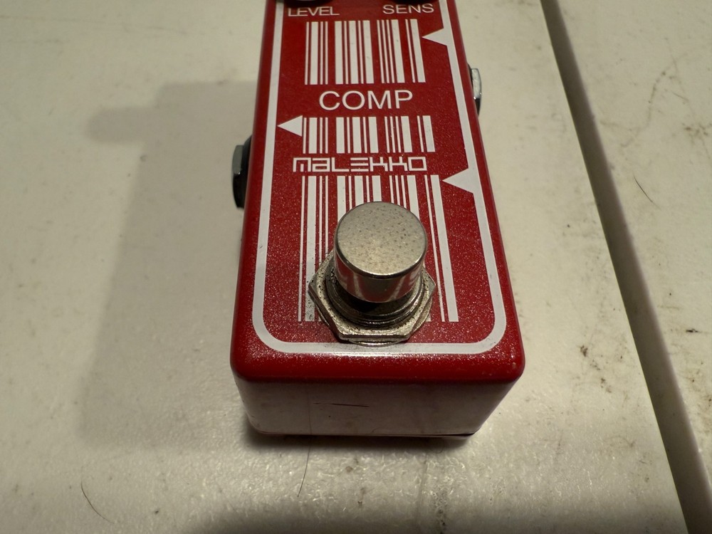 Malekko Omicron Comp Compressor Mini Compact Guitar Effect Pedal