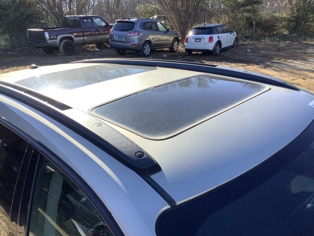 TRAVERSE 2015 Front Window Regulator 4896791