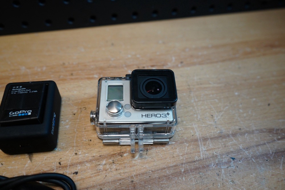 (F) GoPro HERO3+ Black Edition Camera Charger Bundle