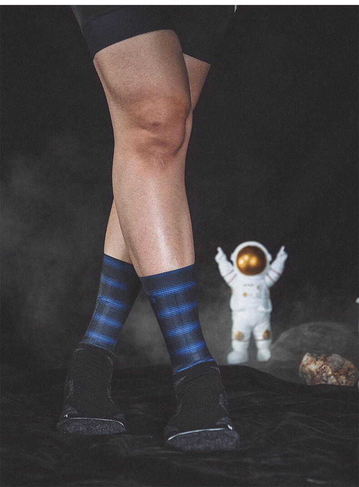 Lightweight pro cycling socks