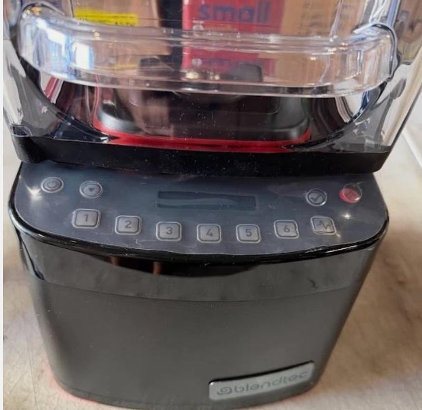 Blendtec Stealth 885 Commercial Blender - Black
