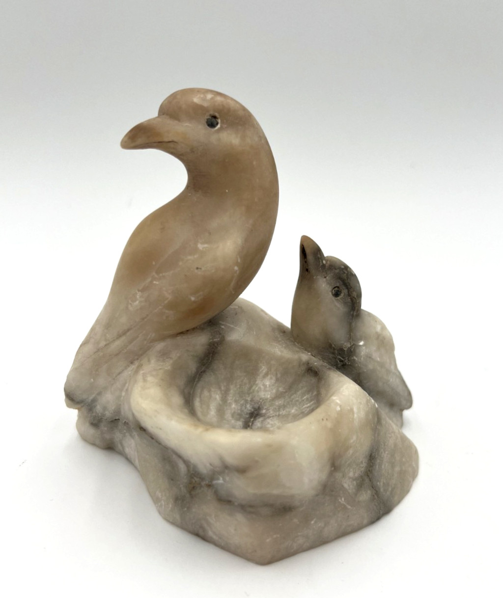 Vintage Onyx Alabaster Marble Bird Figurine Dish Carved Stone Sparrow Ashtray