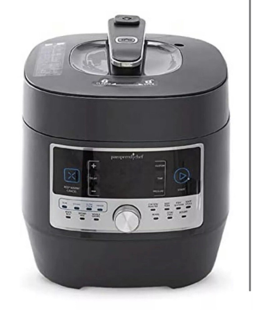 Pampered Chef: QUICK COOKER - BRAND NEW.!!!