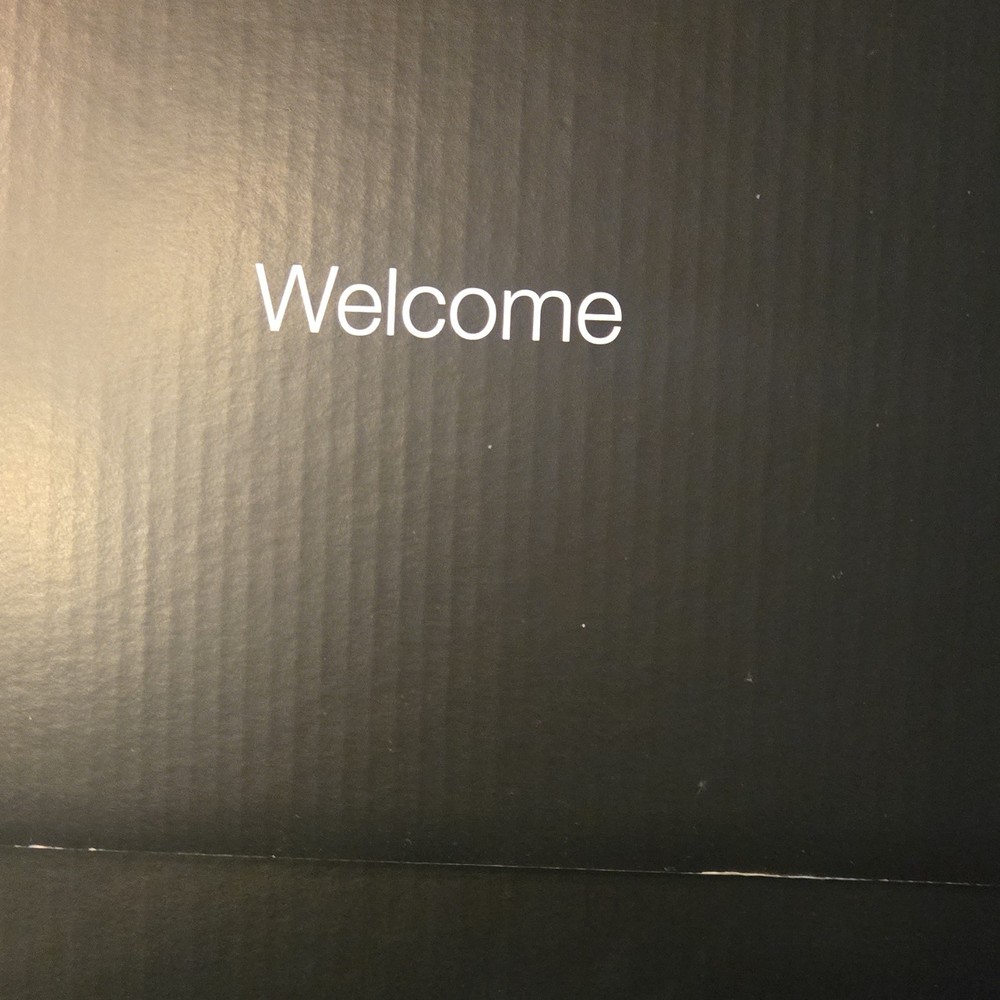 Wacom Intuos Pen & Touch Graphics Tablet USB with Stylus