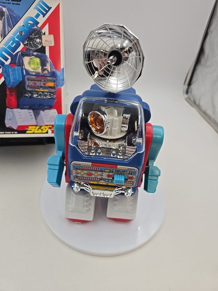 VINTAGE Robot Lambda 111 Rotating Searchlight And Rader Mint Condition