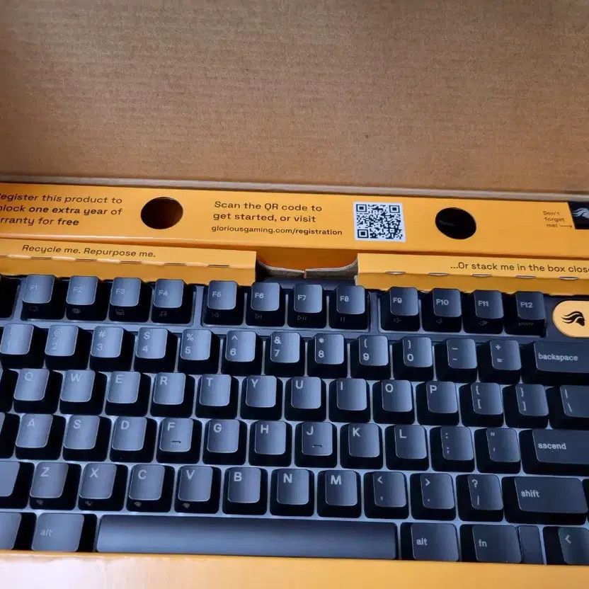 Glorious Polychroma RGB Keyboard + Keycaps - New