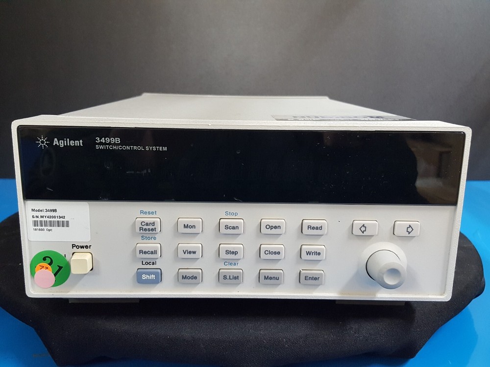 Agilent 3499B: Switch / Control System Main Frame (1342)