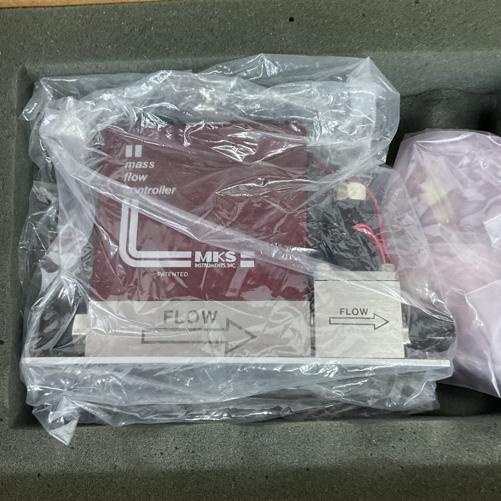 MKS Instruments Mass Flow Controller 1359C-00100SK New