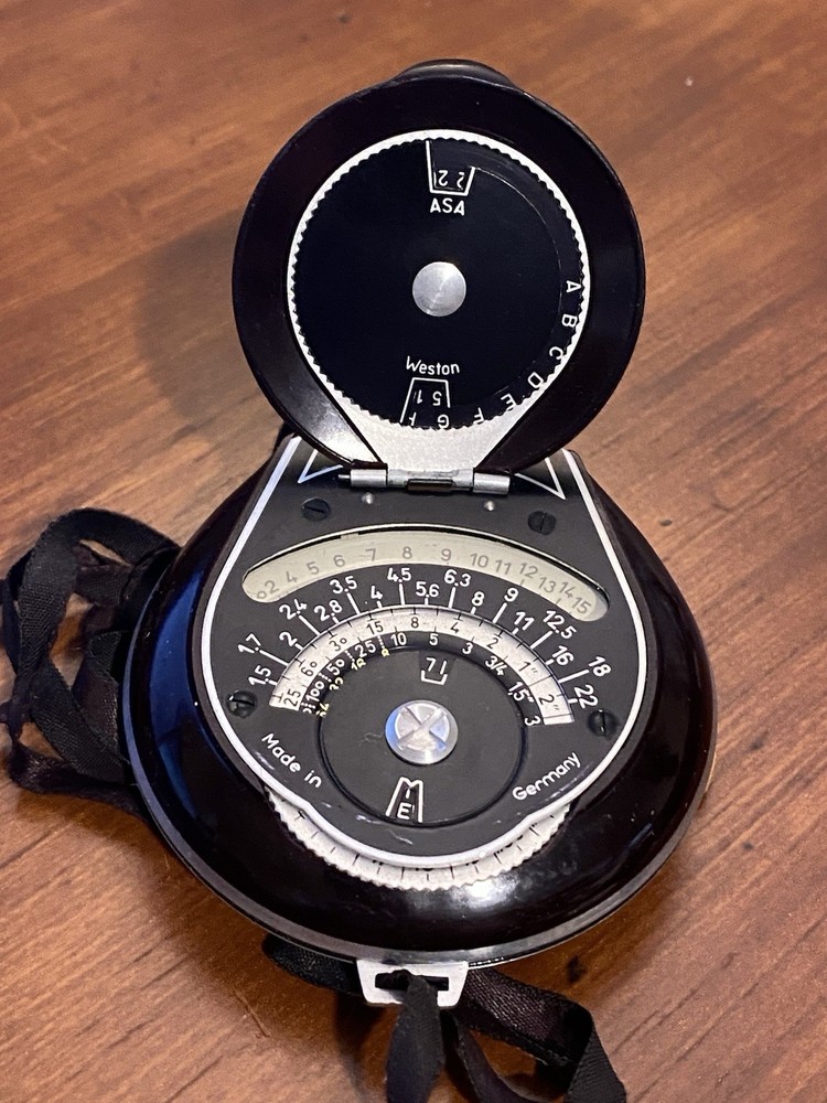 Vintage Bertram Chrolon Light Meter