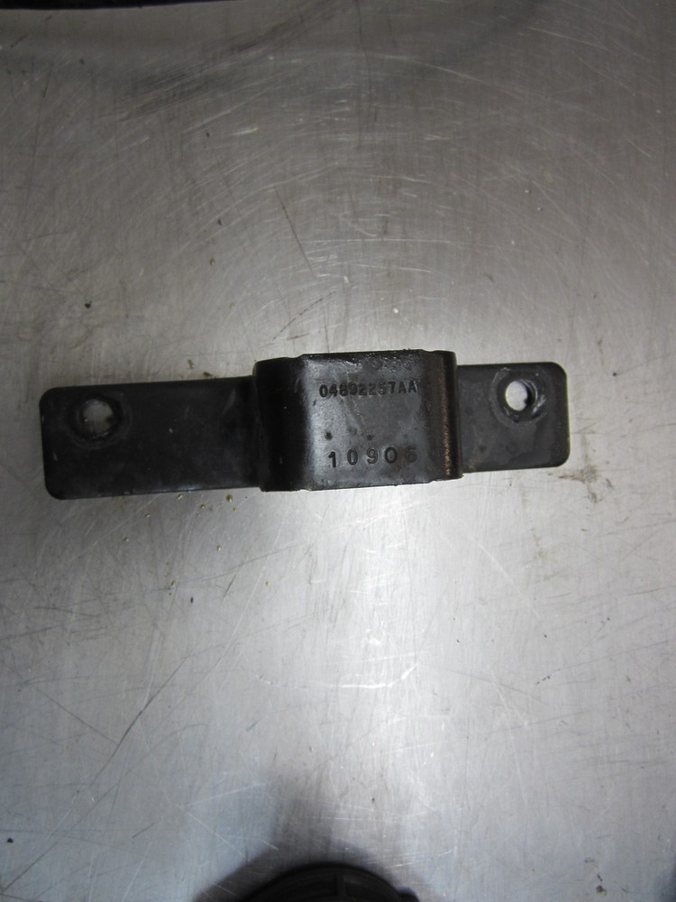 Engine Lift Bracket For 07-08 CHRYSLER PACIFICA  4.0
