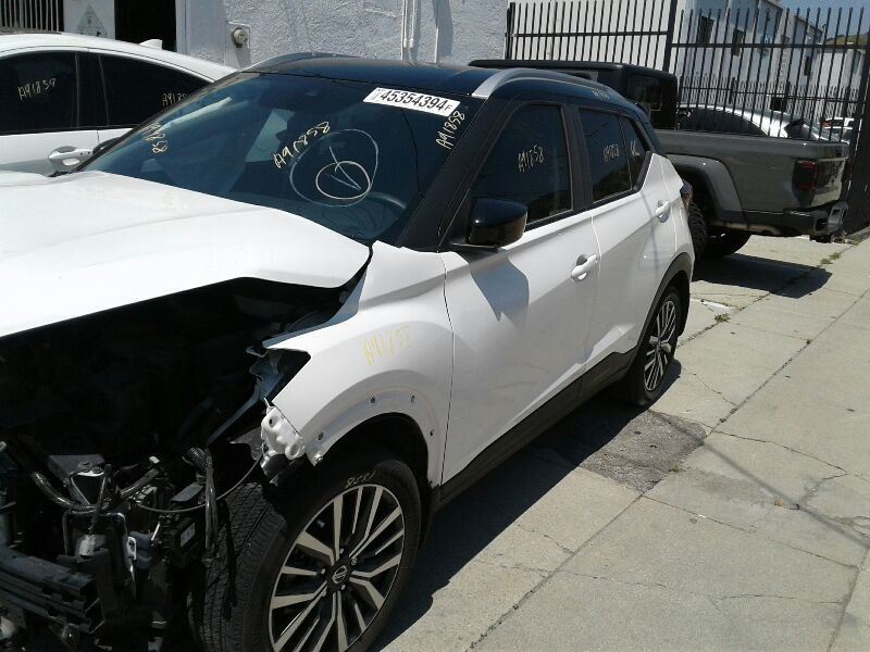 KICKS 2021 Camera/Projector 118354