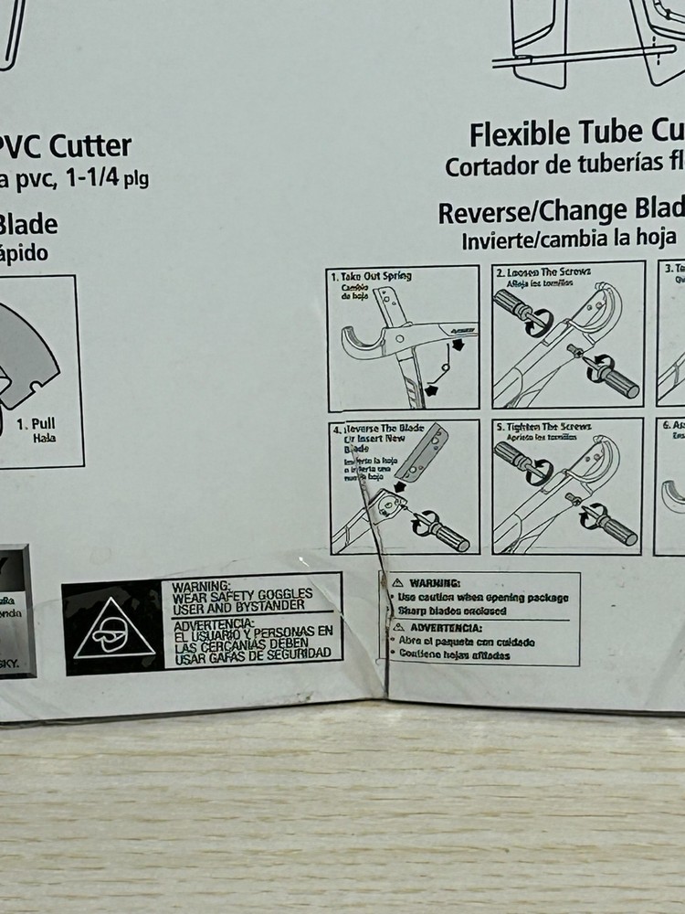 Husky 4pc PVC Cutting Kit with Foldable Case and Replacement Blades