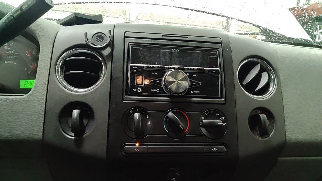 (LOCAL PICKUP ONLY) Back Glass Fixed Privacy Tint Non-heated Fits 04-08 FORD F15