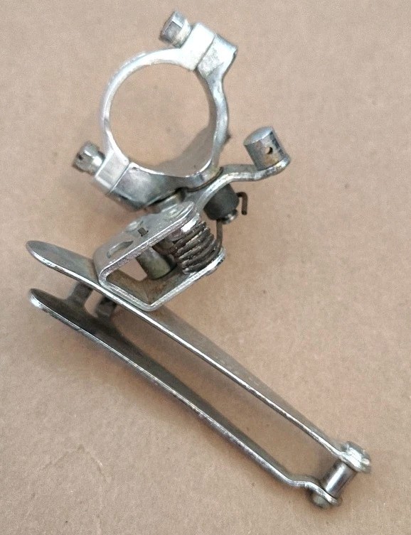 [NL] Suntour Spirt Front Derailleur Bottom Pull lightly Used
