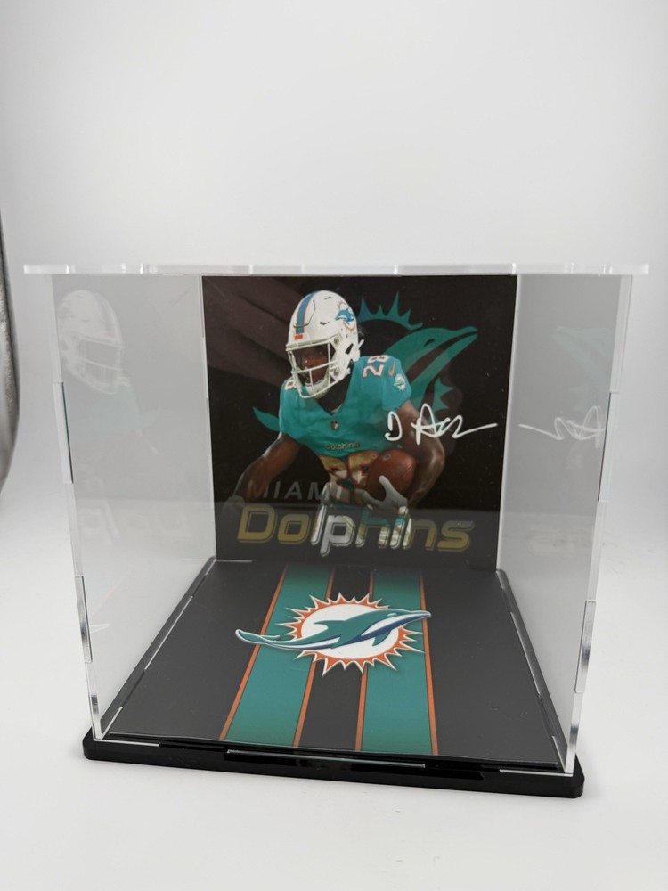 De’Von Achane Custom Mini Helmet Display or Card Display - Dolphins