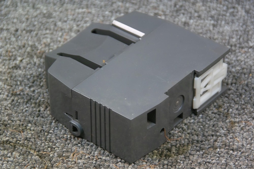 YAMATAKE DISTRIBUTED I/O MODULE HD-CXAD21 FREE SHIP