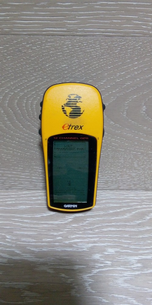 Garmin Etrex Handheld GPS - Powers on Read
