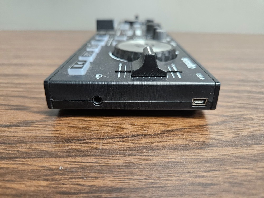 Numark DJ2GO2 Touch Pocket DJ Controller for Serato