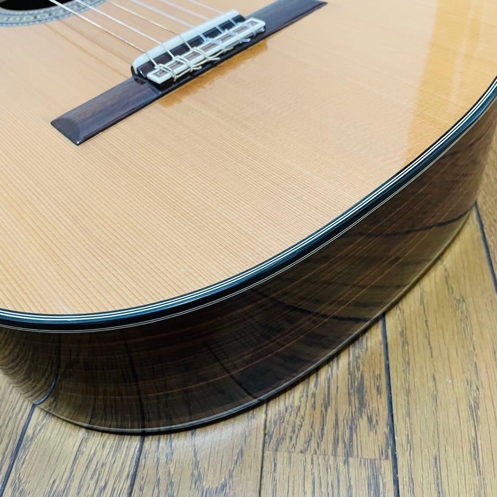 Ecole EL600 Classical Guitar With Strings, No Accessories