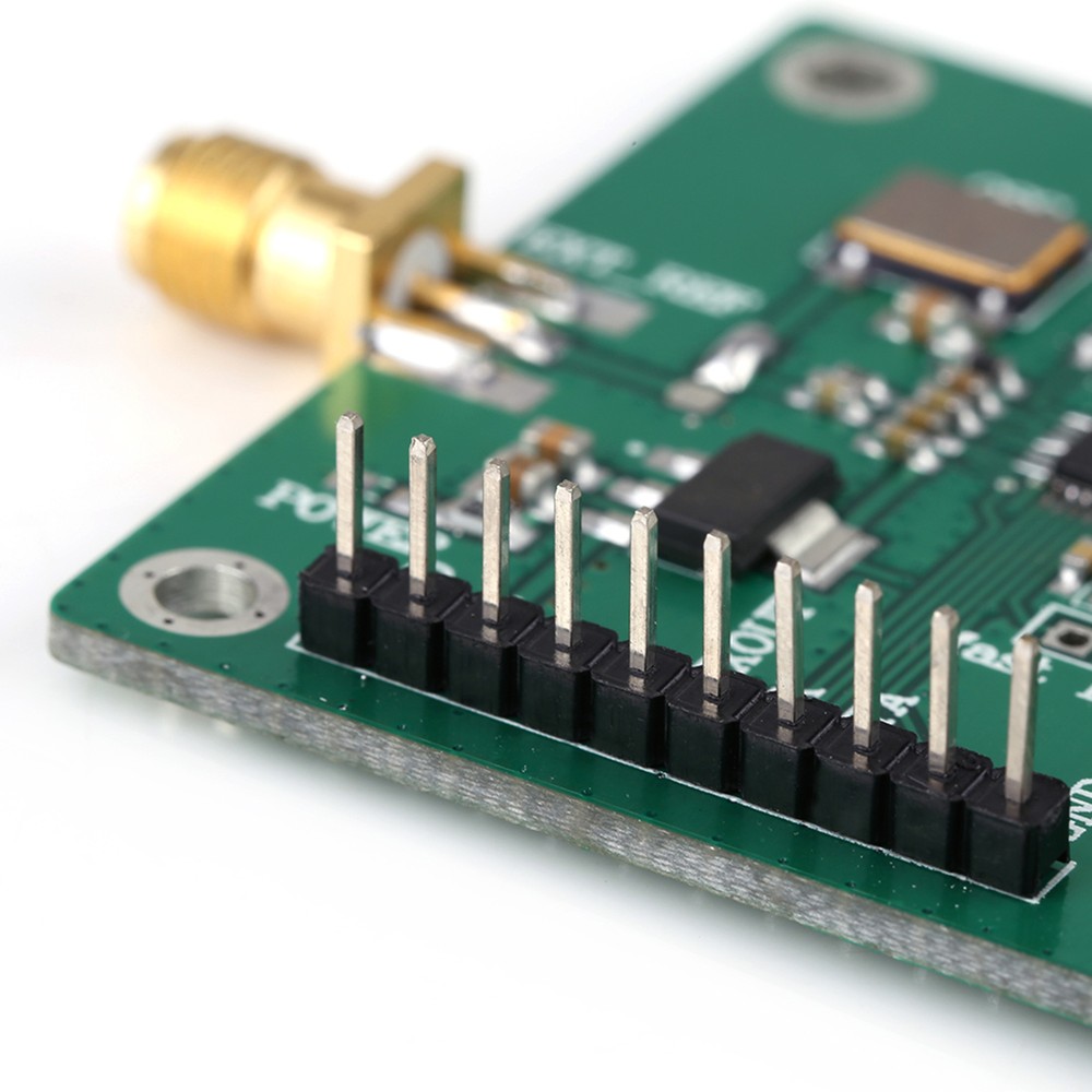 ADF4351 35M-4.4GHz RF Source Sweep Frequency Generator 4-9V (5VDC)