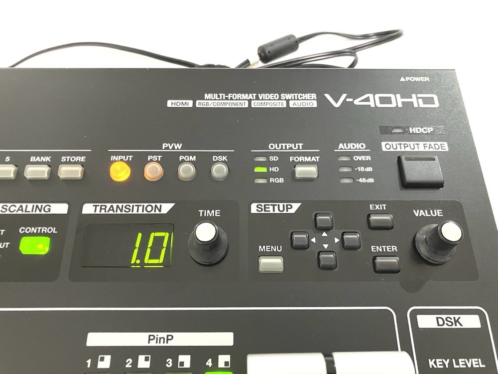 Roland V-40HD Video Switcher Multi-Format Tested Working w/ Manual