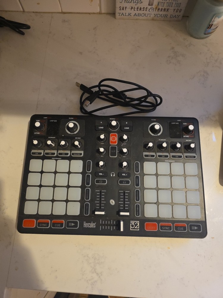 Hercules P32 Advanced DJ Controller with High Performance Pads DJCONTROL-P32