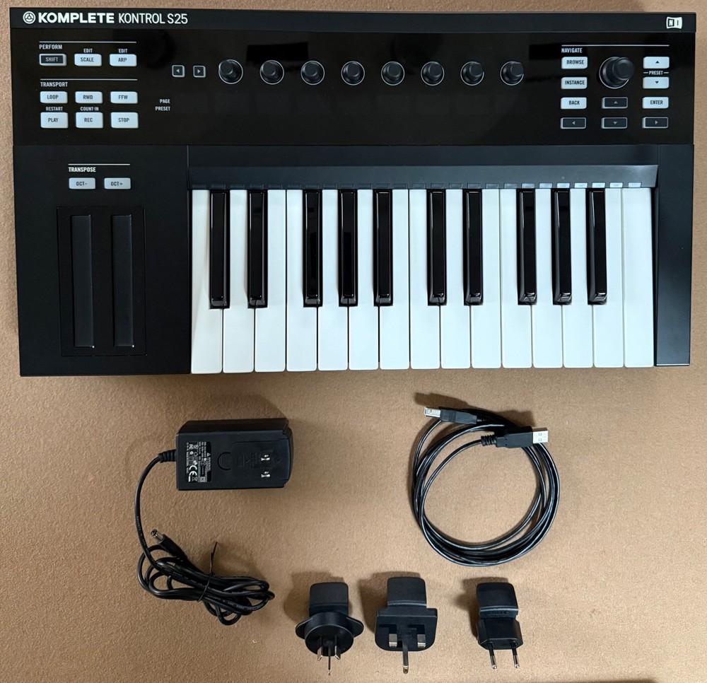 Native Instruments Komplete Kontrol S25 Mk1 - Software Transfer Available