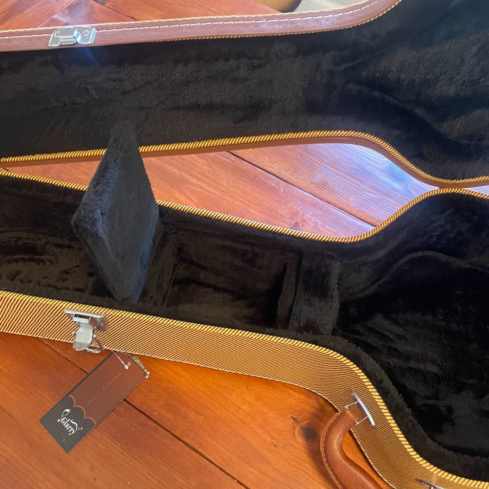Hard-Shell Lockable Dreadnought Acoustic Guitar Case with Black Plush Interior