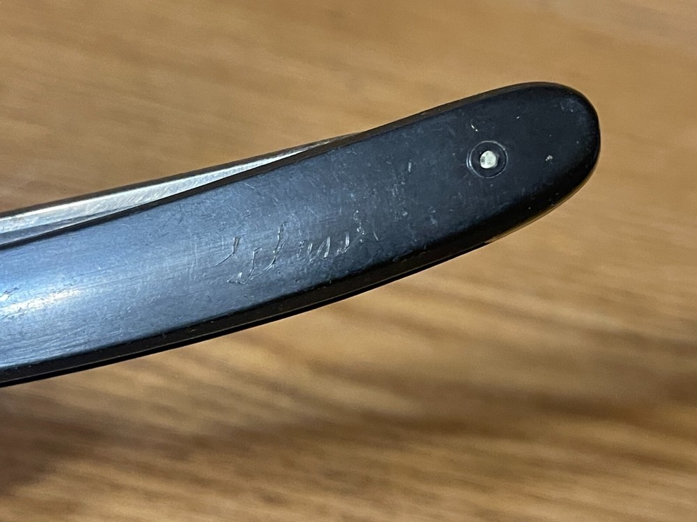 The Torrey Razor Straight Razor