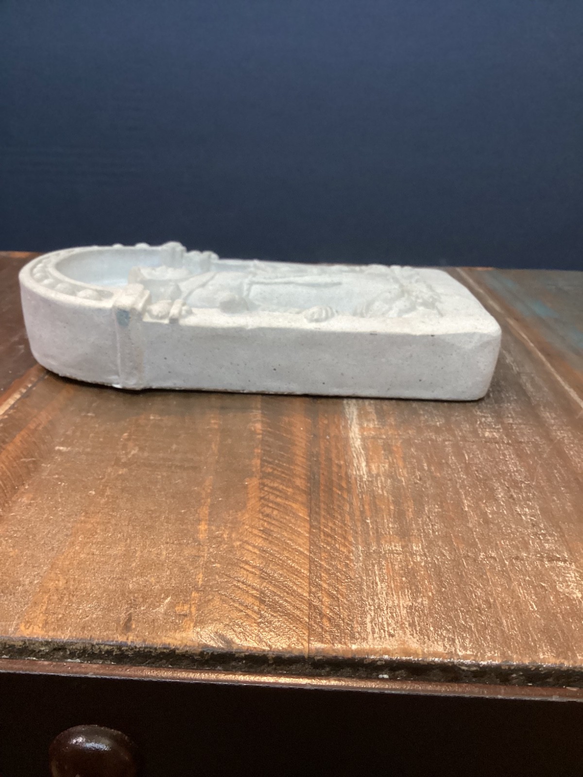 CARRUTH 1985 SMALL ST FRANCIS OF ASSISI & ANIMALS GARDEN PLAQUE cement 8.5”