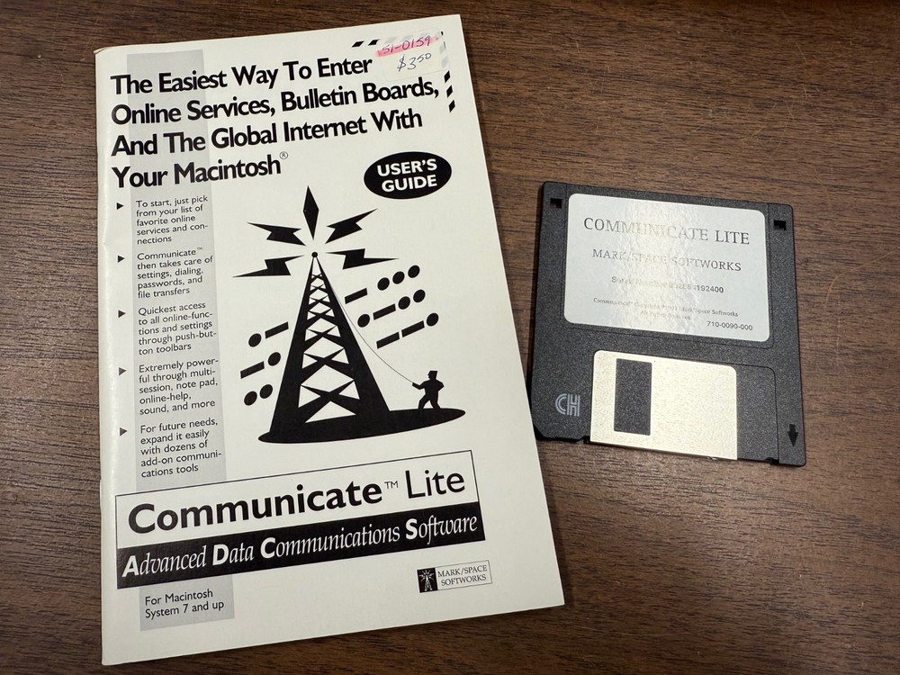 Vintage Macintosh software : QUICK LINK II / COMMUNICATE LITE 3-1/2 disks