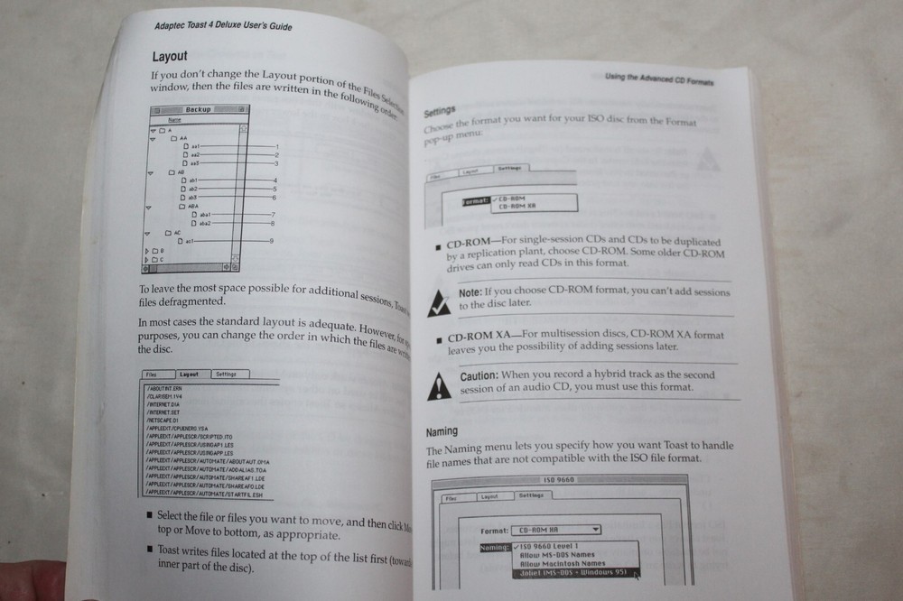 Toast 4 Deluxe Adaptec Manual for MAC