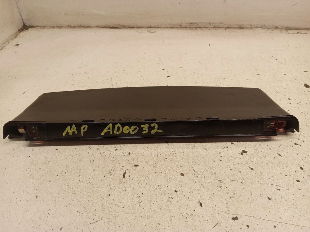 A4 AUDI 2011 High Mounted Stop Light 922519