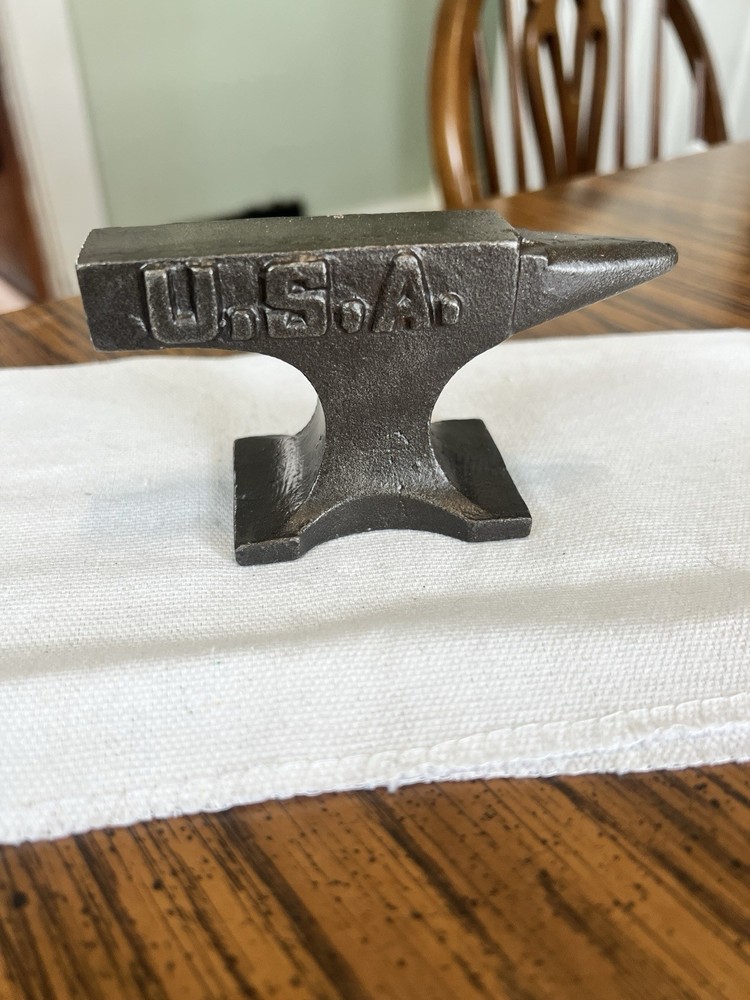 USA CAST IRON ANVIL
