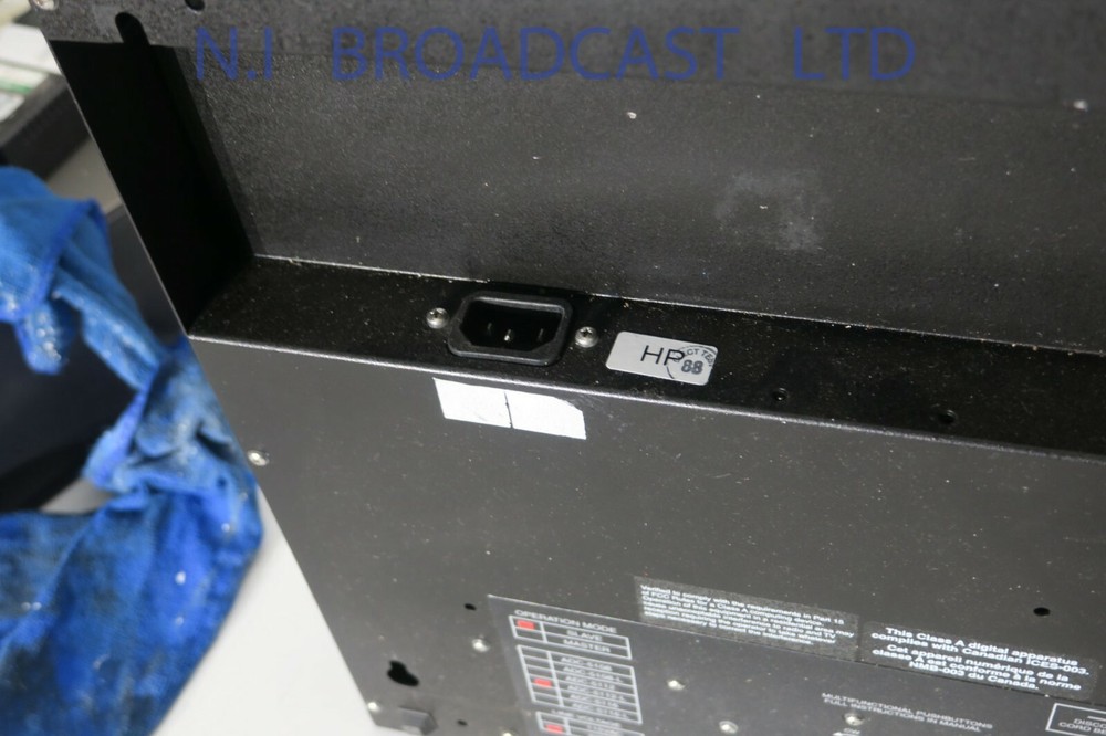 Leitch adc5112l 12inch clock with timecode input and manual