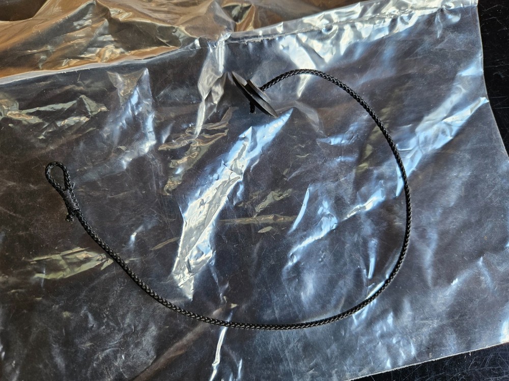 Ford Capri Parcel Shelf cord