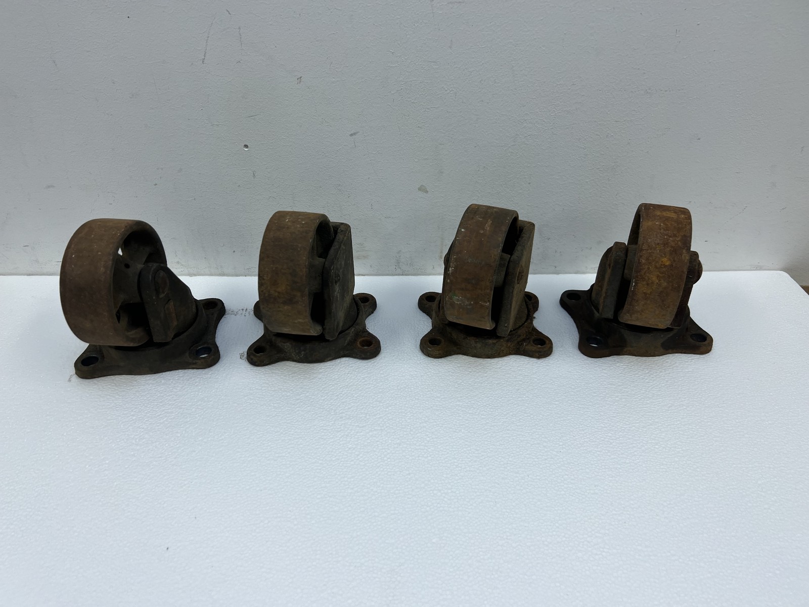 4 Antique Industrial Cast Iron Swivel Casters Wheels Steampunk Furniture Salvage