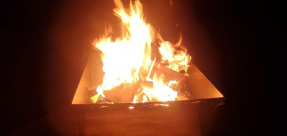 Medium Open Fire Pit (Collapsible 24")