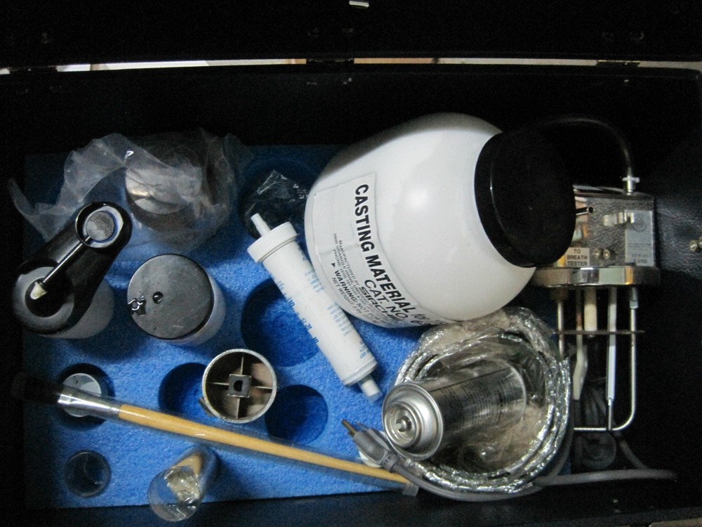 Sirchie Police Casting mold  - Vintage Kit   AA646
