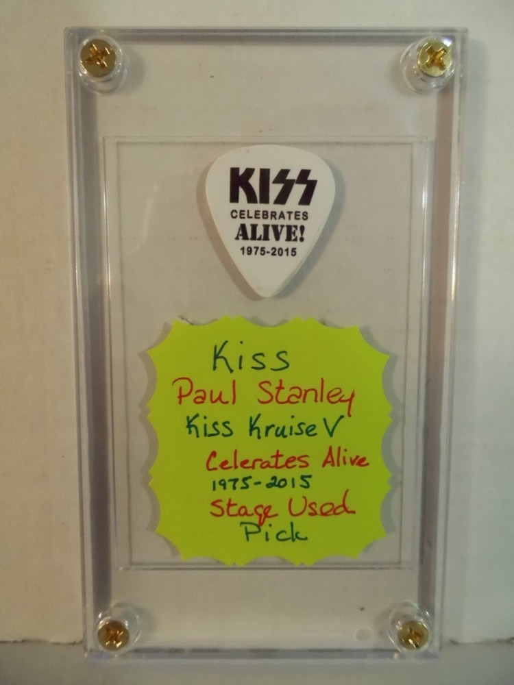 KISS~PAUL STANLEY~GUITAR PICK IN CASE~1975~2015 READ DESCRIPTION (34)